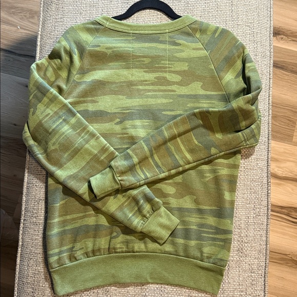 VTG RARE Aviator Nation Logo Stitch Camo Pullover Hoodie Green Women’s XS - Picture 7 of 7